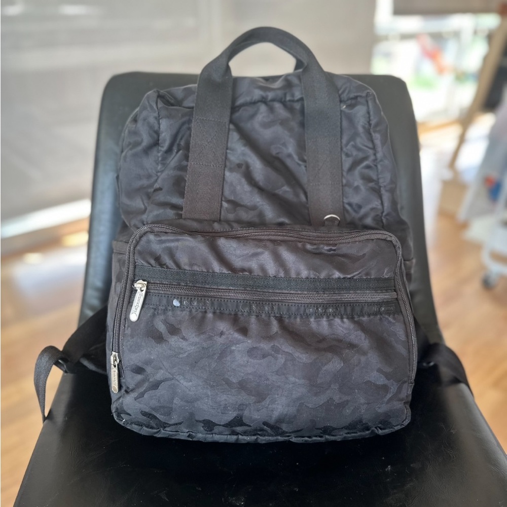 LesSportSac diaper bag